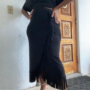 Chico’s Travelers Black Long Wrap Style Fringe Hem Skirt!